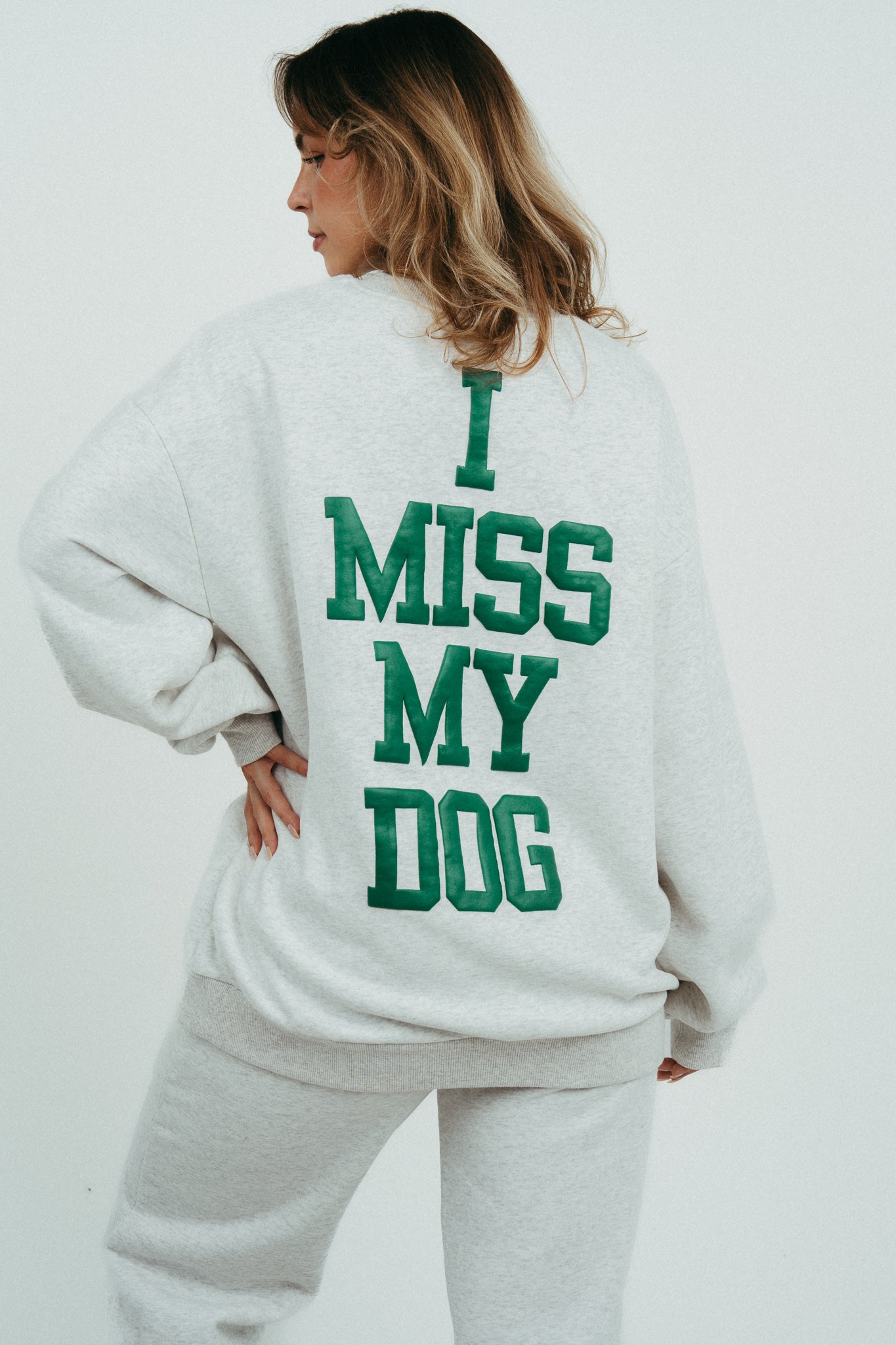 DOG LOVER OVERSIZED CREWNECK- GREY